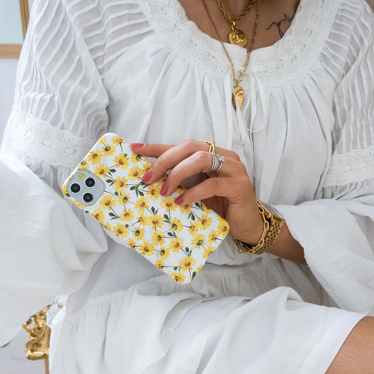 Summer Scent - Yellow Flower iPhone 17e Case - Image 10